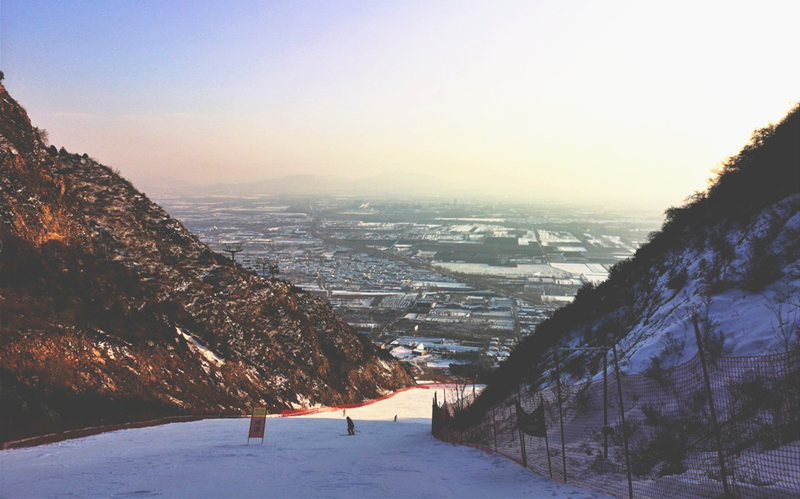 滑雪场-石京龙滑雪场_副本.jpg 滑雪场-石京龙滑雪场_副本.jpg