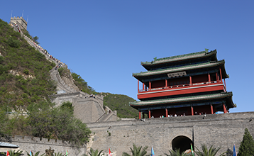 375x220 居庸关.png